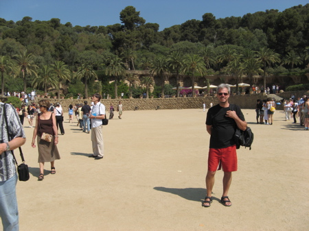 Papa sur la terasse du Parc Guël