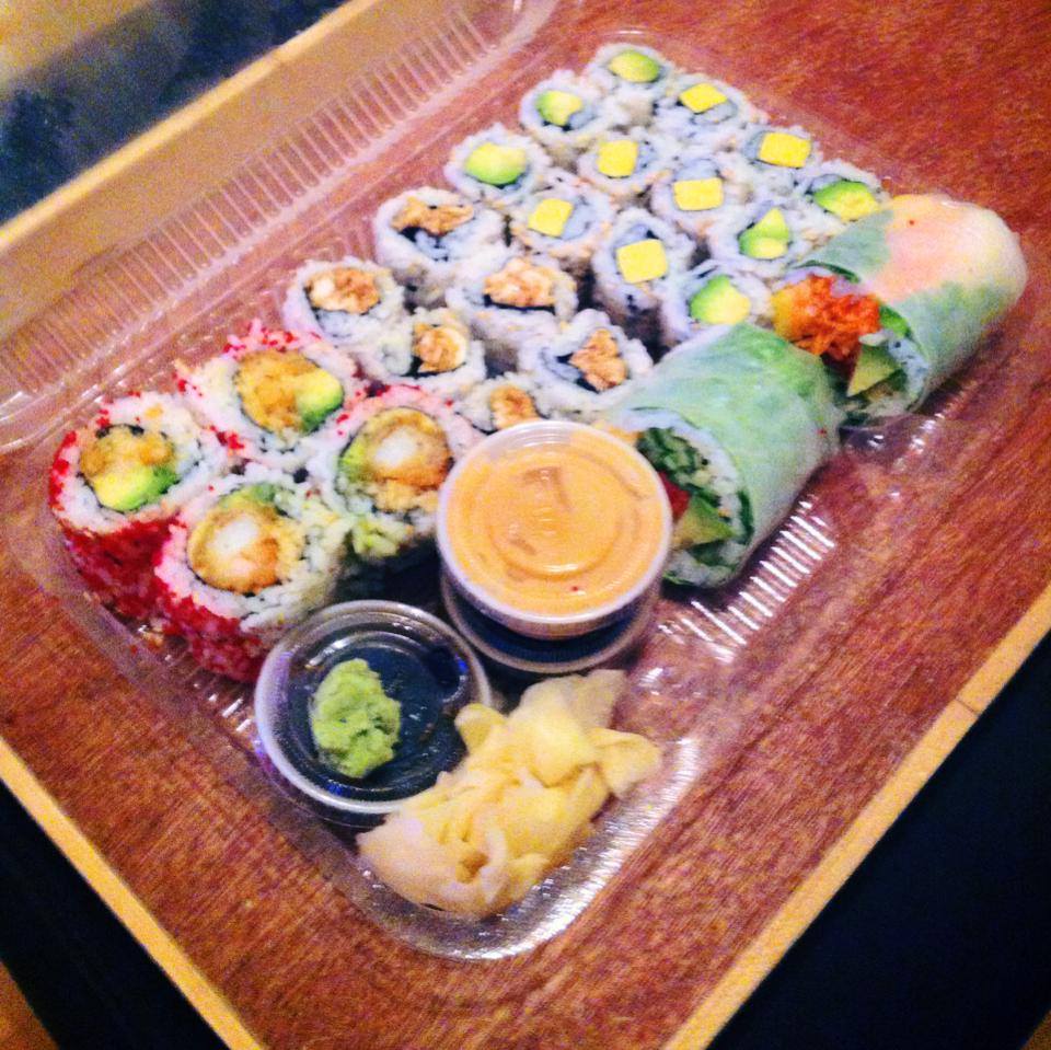 1044422_686843251336015_210357837_n