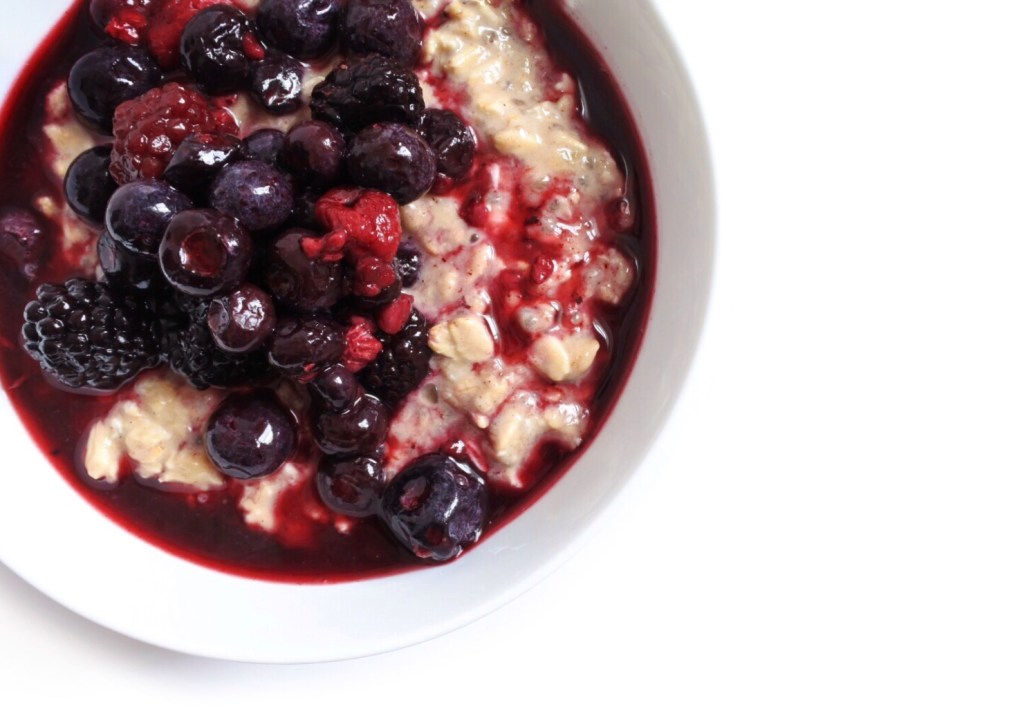 muesli-a-la-banane-et-petits-fruits