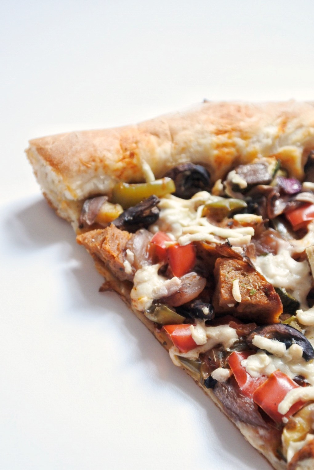 pizza seitan pepperoni